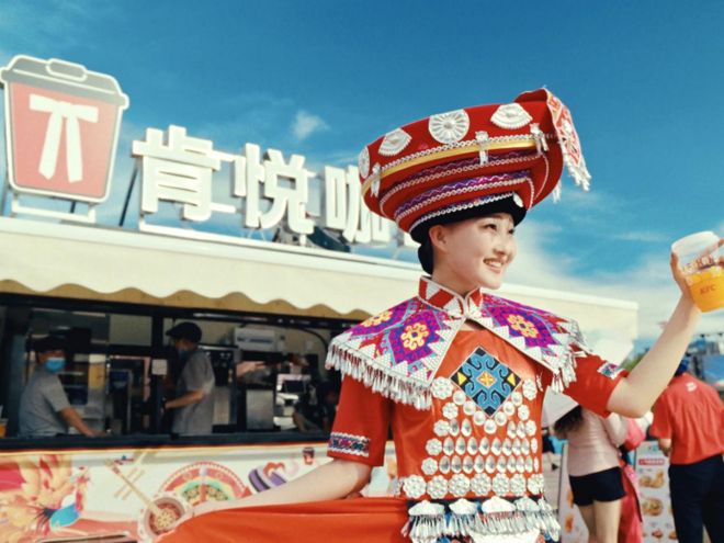 肯定火！肯德基、肯悦咖啡云南火把节开启夏日文旅“火热能量站”(图1)