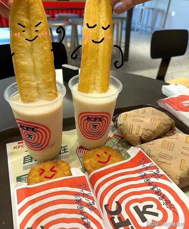 要么汉化、要么破产西方餐入侵中国40年从高傲变成讨好(图4) 要么汉化、要么破产西方餐入侵中国40年从高傲变成讨好(图4)