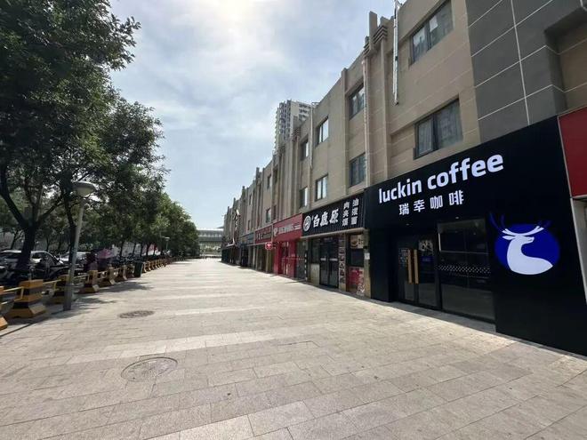 美食新地标!丰台这个商业街入选2025北京特色餐饮聚集街区(图1) 美食新地标!丰台这个商业街入选2025北京特色餐饮聚集街区(图1)