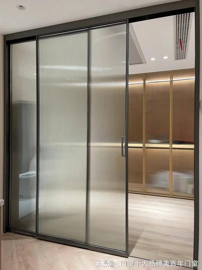 铝合金门窗系列(图1) 铝合金门窗系列(图1)